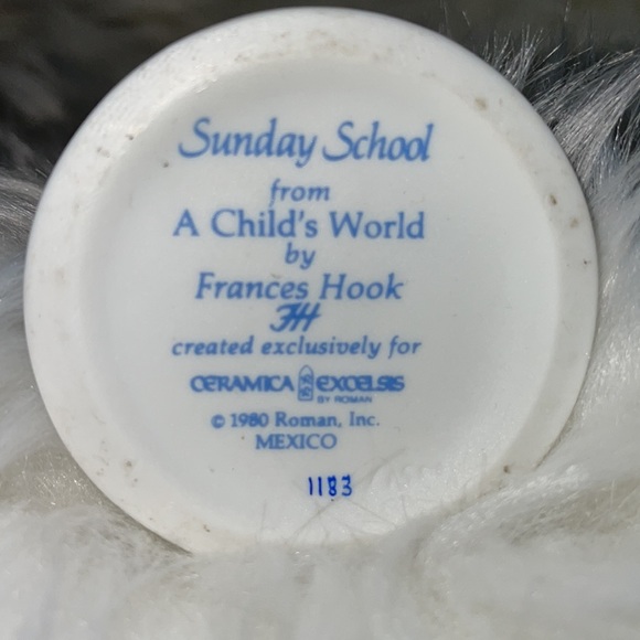 Frances Hook Sunday School Figurine - Picture 4 of 9
